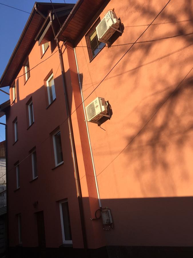 Mini-Hotel Megora Рахов Экстерьер фото